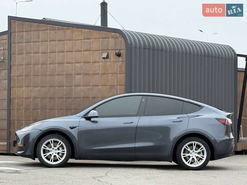 Внедорожник / Кроссовер Tesla Model Y 2022 в Киеве фото 11 Внедорожник / Кроссовер Tesla Model Y 2022 в Киеве