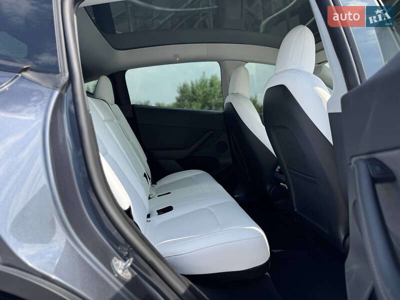 Внедорожник / Кроссовер Tesla Model Y 2022 в Киеве фото 35 Внедорожник / Кроссовер Tesla Model Y 2022 в Киеве