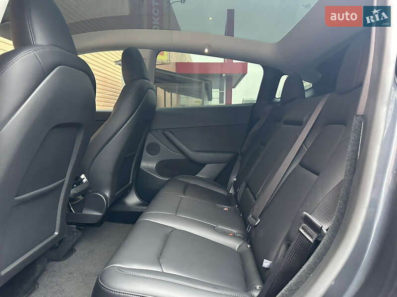 Внедорожник / Кроссовер Tesla Model Y 2024 в Киеве фото 39 Внедорожник / Кроссовер Tesla Model Y 2024 в Киеве