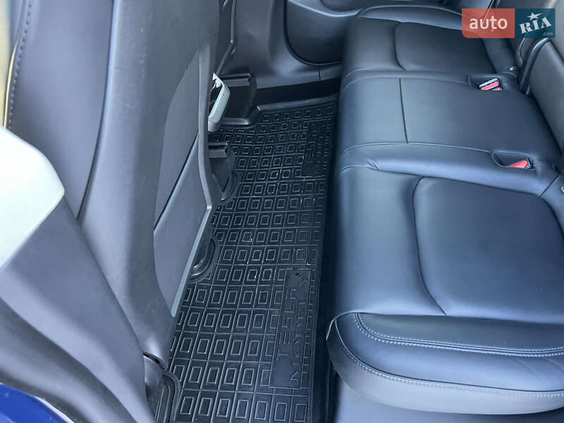 Внедорожник / Кроссовер Tesla Model Y 2020 в Луцке фото 23 Внедорожник / Кроссовер Tesla Model Y 2020 в Луцке