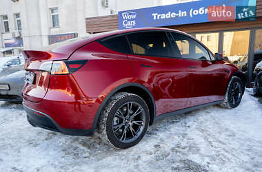Внедорожник / Кроссовер Tesla Model Y 2024 в Киеве