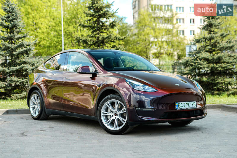 Tesla Model Y 2024 Tesla Model Y 2024