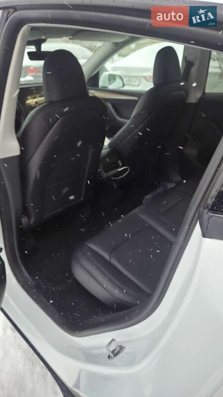 Внедорожник / Кроссовер Tesla Model Y 2023 в Днепре фото 9 Внедорожник / Кроссовер Tesla Model Y 2023 в Днепре