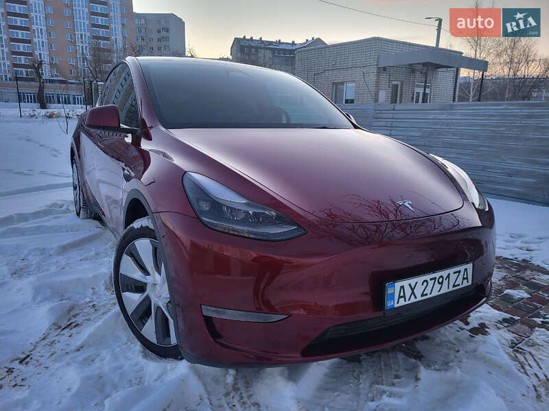 Позашляховик / Кросовер Tesla Model Y 2024 в Харкові фото 2 Позашляховик / Кросовер Tesla Model Y 2024 в Харкові