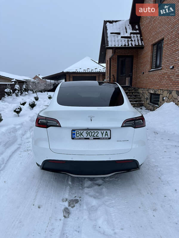 Внедорожник / Кроссовер Tesla Model Y 2021 в Владимирце