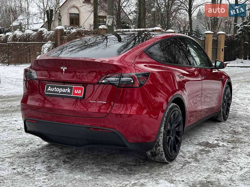 Позашляховик / Кросовер Tesla Model Y 2022 в Києві