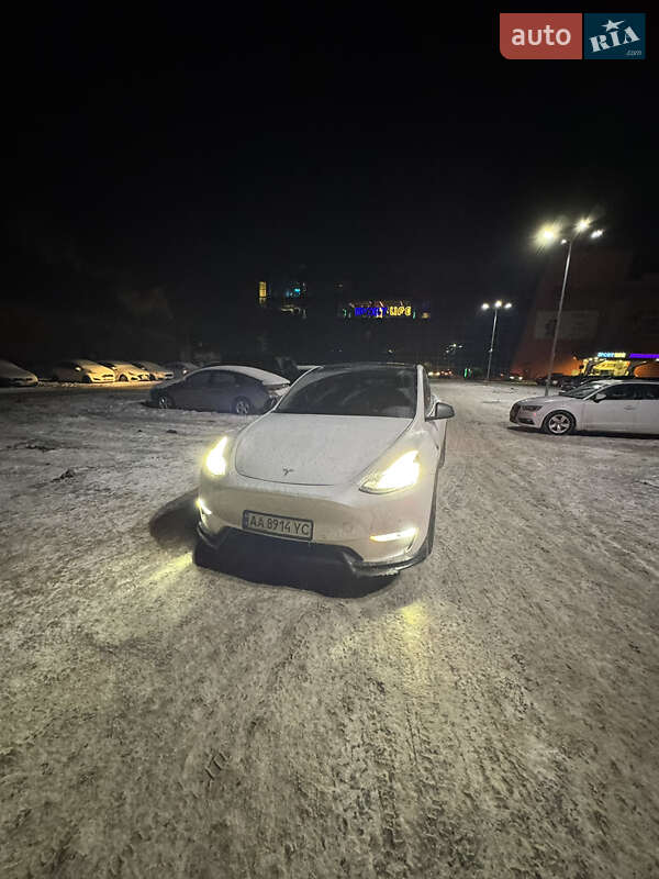 Tesla Model Y 2021 Tesla Model Y 2021