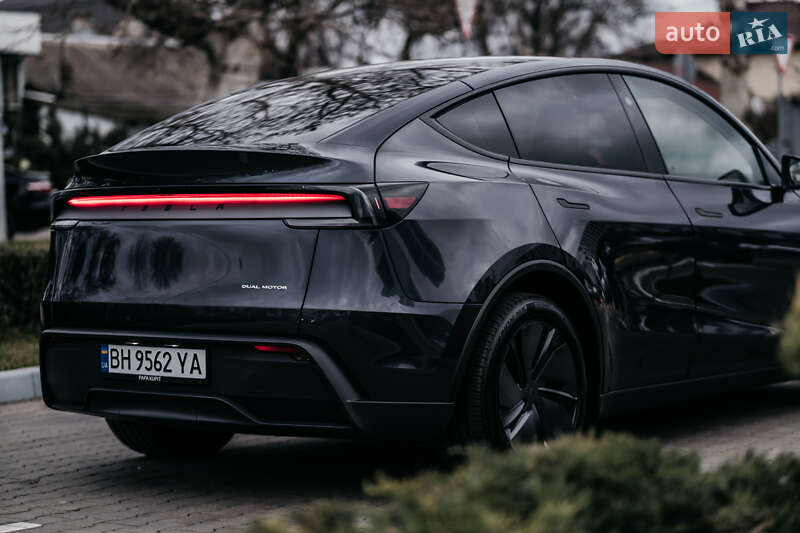 Внедорожник / Кроссовер Tesla Model Y 2025 в Одессе