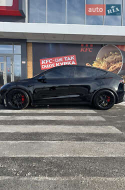 Позашляховик / Кросовер Tesla Model Y 2023 в Дніпрі