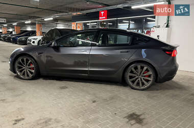 Внедорожник / Кроссовер Tesla Model Y 2019 в Киеве