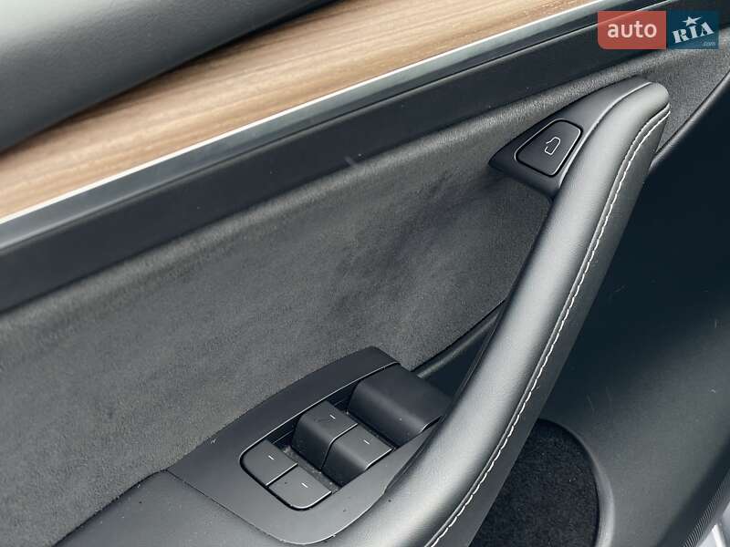 Внедорожник / Кроссовер Tesla Model Y 2024 в Бердичеве фото 41 Внедорожник / Кроссовер Tesla Model Y 2024 в Бердичеве