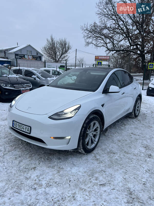 Tesla Model Y 2020