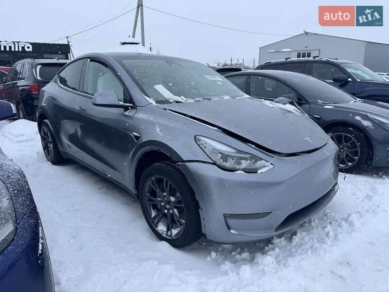 Tesla Model Y 2024 Tesla Model Y 2024