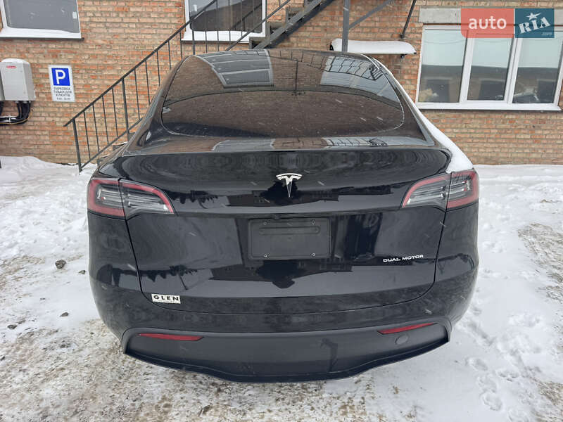 Позашляховик / Кросовер Tesla Model Y 2023 в Луцьку фото 3 Позашляховик / Кросовер Tesla Model Y 2023 в Луцьку