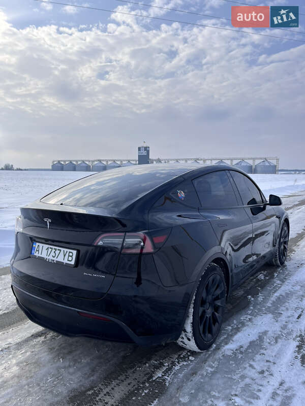 Позашляховик / Кросовер Tesla Model Y 2023 в Києві