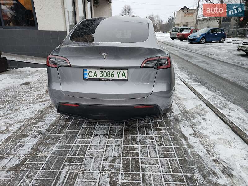 Позашляховик / Кросовер Tesla Model Y 2025 в Смілі