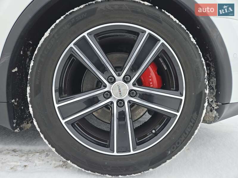 Внедорожник / Кроссовер Tesla Model Y 2022 в Белой Церкви