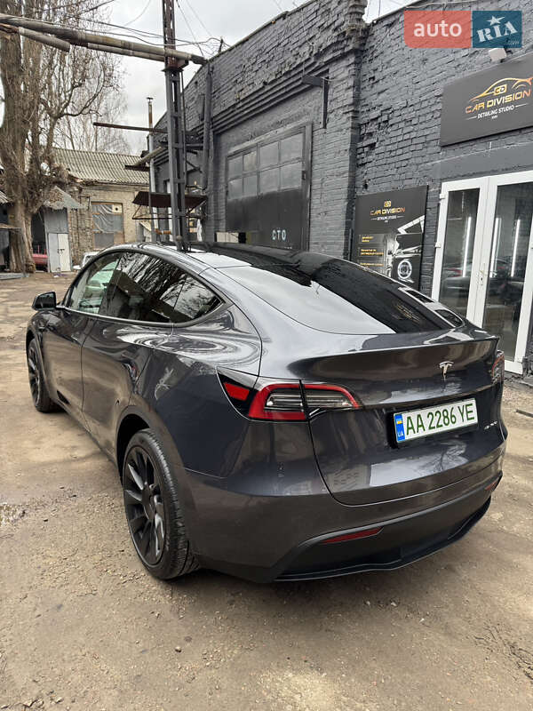 Позашляховик / Кросовер Tesla Model Y 2024 в Києві