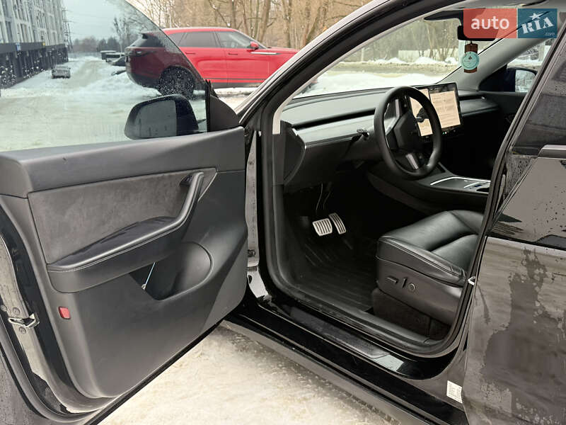 Внедорожник / Кроссовер Tesla Model Y 2022 в Львове фото 11 Внедорожник / Кроссовер Tesla Model Y 2022 в Львове