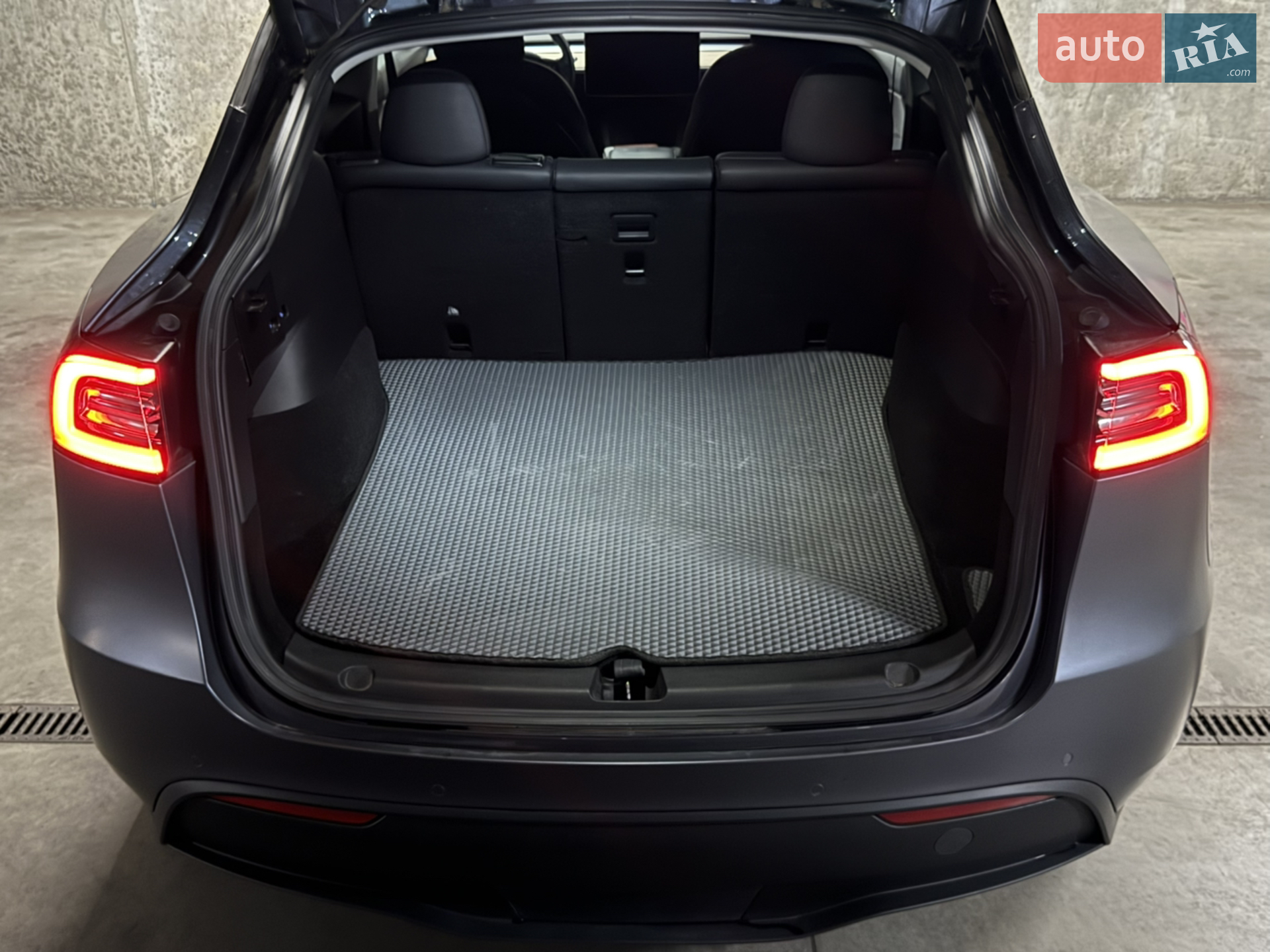 2021 Tesla Model Y - мініатюра 18