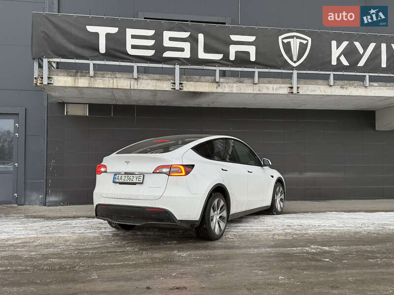 Позашляховик / Кросовер Tesla Model Y 2023 в Києві