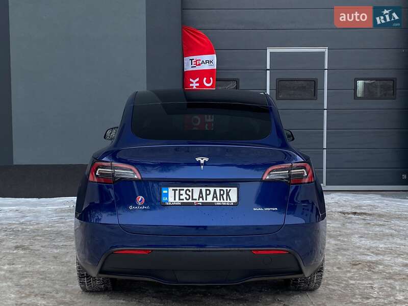 Позашляховик / Кросовер Tesla Model Y 2023 в Києві