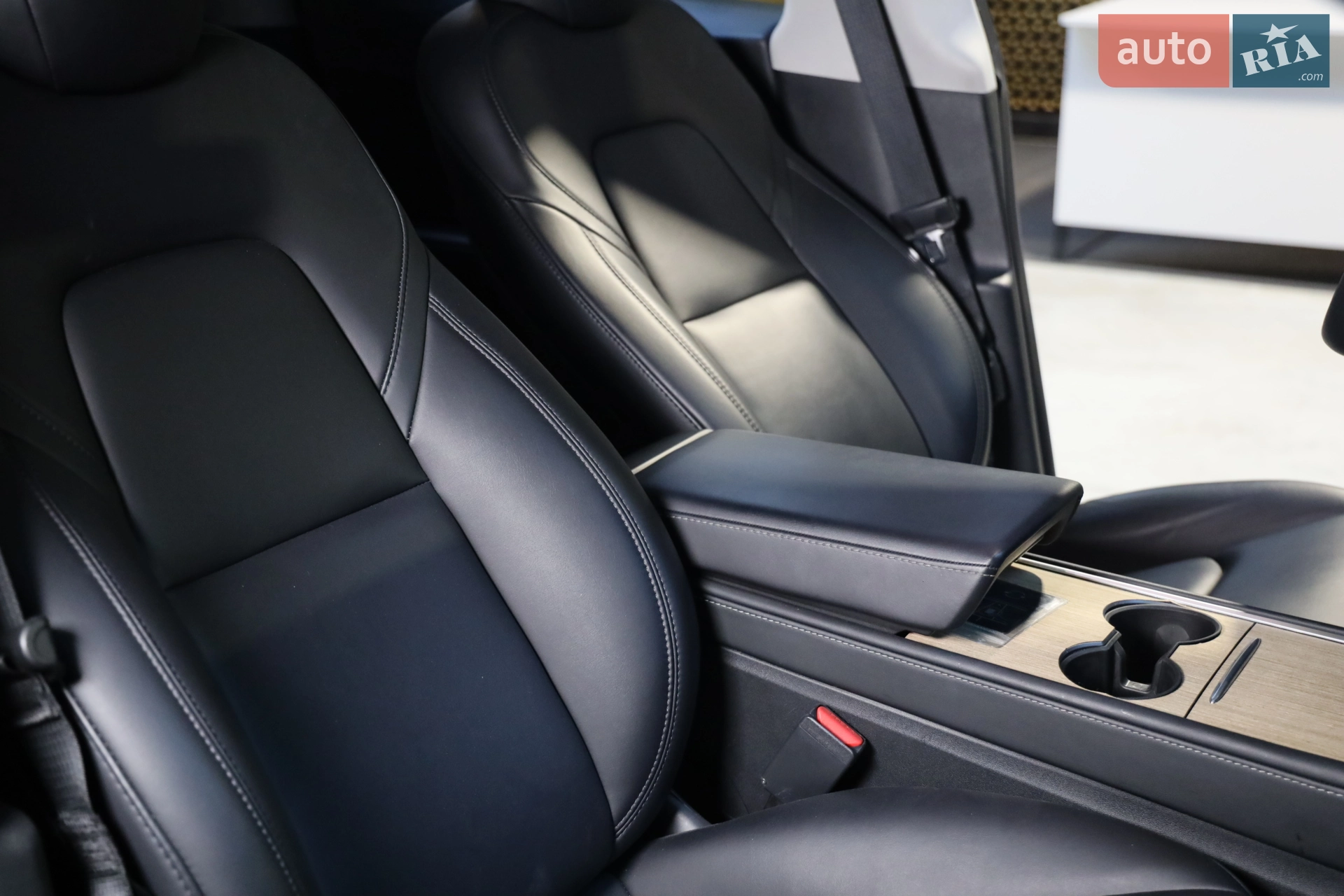 2022 Tesla Model Y - мініатюра 43