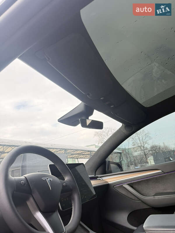 Позашляховик / Кросовер Tesla Model Y 2022 в Дніпрі