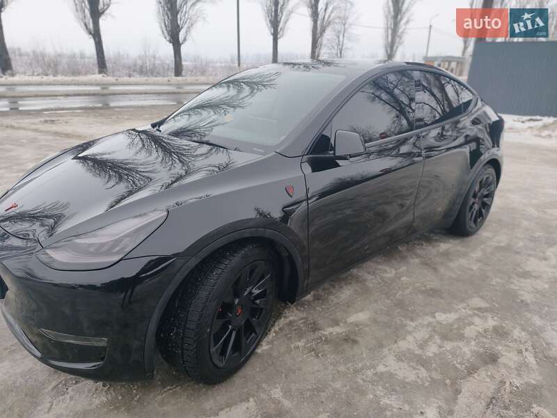 Внедорожник / Кроссовер Tesla Model Y 2021 в Киеве