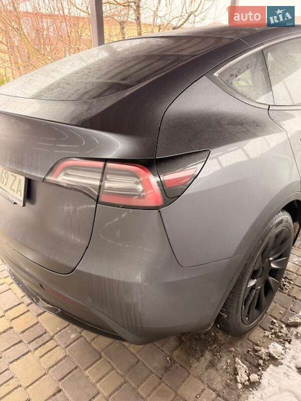 Внедорожник / Кроссовер Tesla Model Y 2021 в Днепре