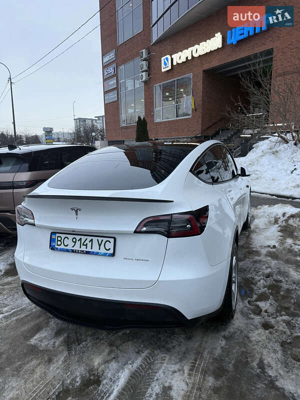 Позашляховик / Кросовер Tesla Model Y 2021 в Львові фото 4 Позашляховик / Кросовер Tesla Model Y 2021 в Львові