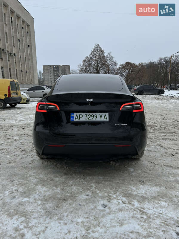 Позашляховик / Кросовер Tesla Model Y 2022 в Запоріжжі фото 2 Позашляховик / Кросовер Tesla Model Y 2022 в Запоріжжі