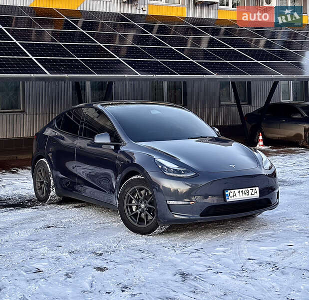 Позашляховик / Кросовер Tesla Model Y 2022 в Черкасах фото Позашляховик / Кросовер Tesla Model Y 2022 в Черкасах