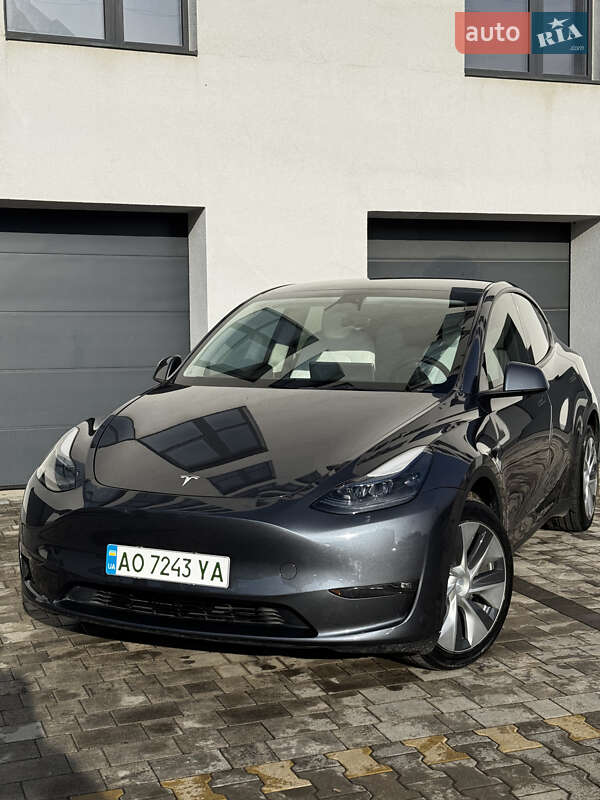Tesla Model Y 2023 Tesla Model Y 2023