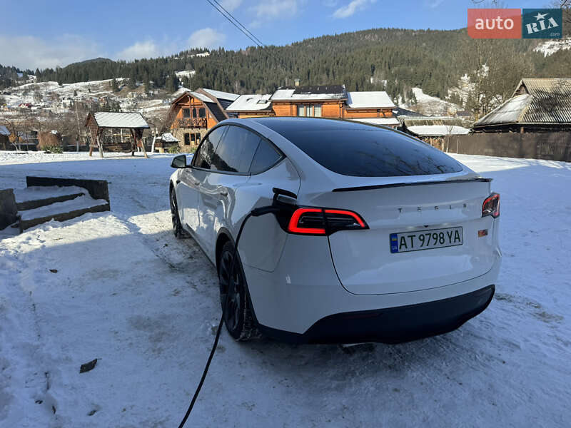 Внедорожник / Кроссовер Tesla Model Y 2023 в Верховине фото 6 Внедорожник / Кроссовер Tesla Model Y 2023 в Верховине