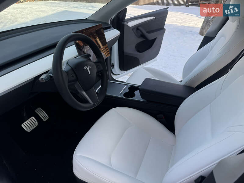 Внедорожник / Кроссовер Tesla Model Y 2023 в Верховине фото 14 Внедорожник / Кроссовер Tesla Model Y 2023 в Верховине