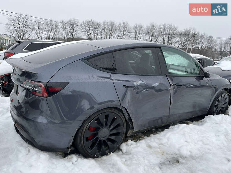 Внедорожник / Кроссовер Tesla Model Y 2022 в Львове