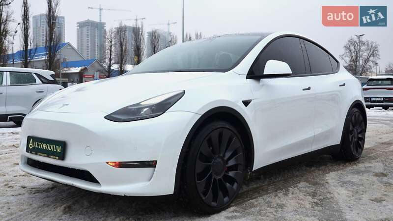 Позашляховик / Кросовер Tesla Model Y 2022 в Києві фото 7 Позашляховик / Кросовер Tesla Model Y 2022 в Києві