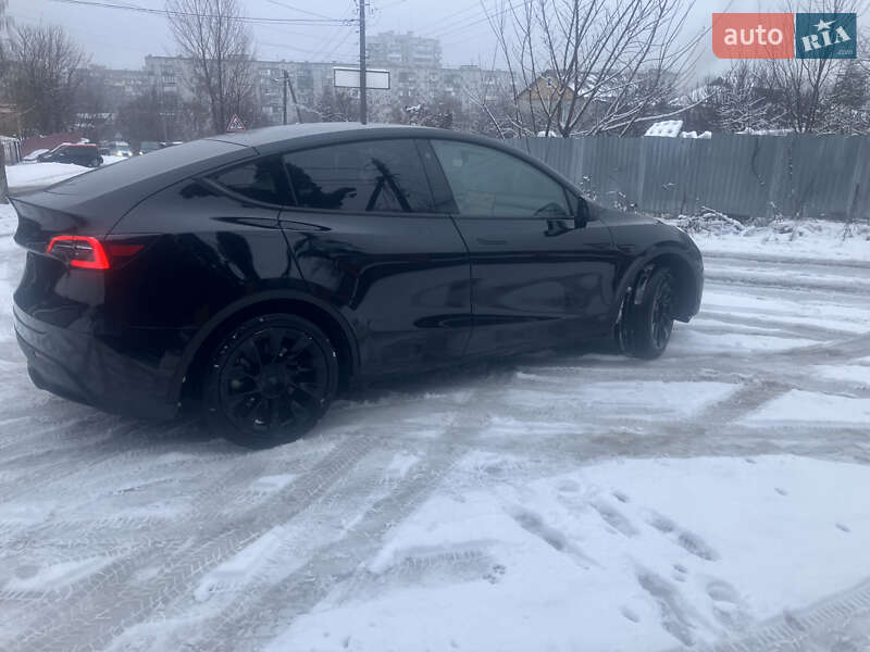 Внедорожник / Кроссовер Tesla Model Y 2021 в Обухове фото 3 Внедорожник / Кроссовер Tesla Model Y 2021 в Обухове