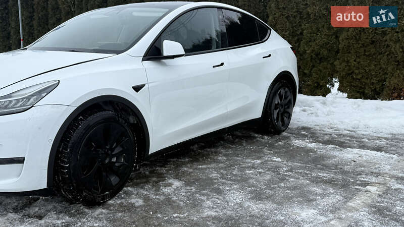Позашляховик / Кросовер Tesla Model Y 2022 в Луцьку