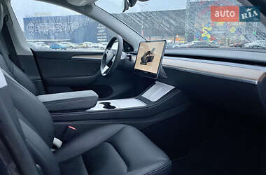Внедорожник / Кроссовер Tesla Model Y 2023 в Киеве