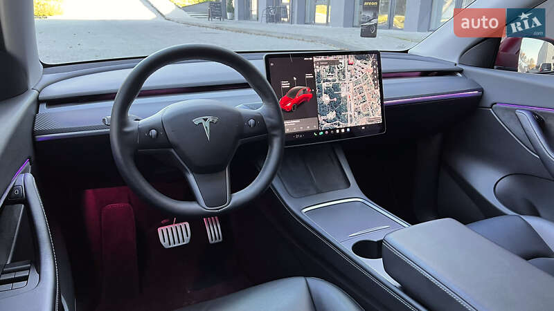 Позашляховик / Кросовер Tesla Model Y 2021 в Львові