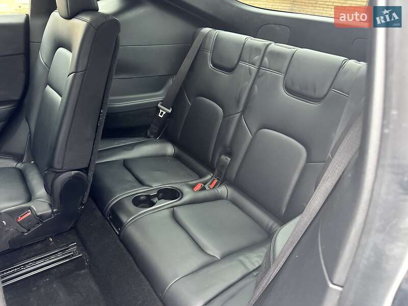 Внедорожник / Кроссовер Tesla Model Y 2021 в Киеве