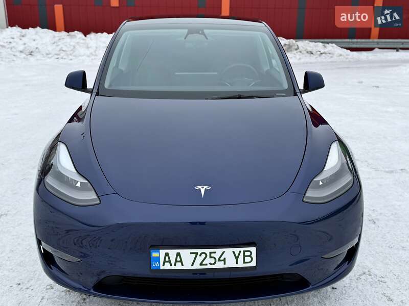 Позашляховик / Кросовер Tesla Model Y 2023 в Києві