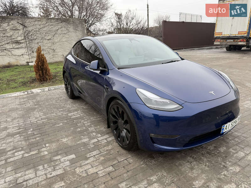 Позашляховик / Кросовер Tesla Model Y 2023 в Запоріжжі фото 5 Позашляховик / Кросовер Tesla Model Y 2023 в Запоріжжі