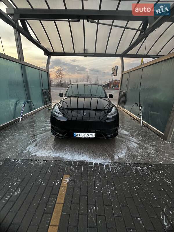 Позашляховик / Кросовер Tesla Model Y 2021 в Києві