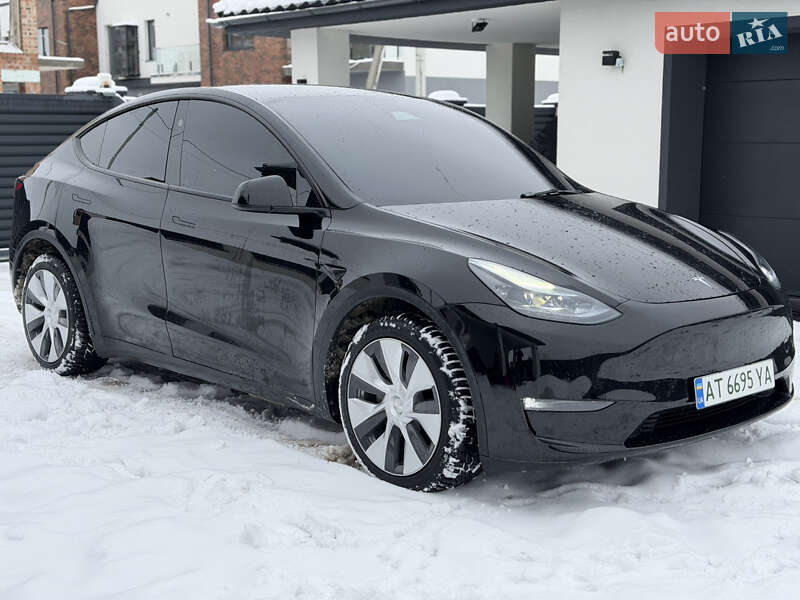 Позашляховик / Кросовер Tesla Model Y 2023 в Івано-Франківську фото 6 Позашляховик / Кросовер Tesla Model Y 2023 в Івано-Франківську