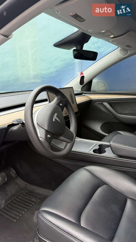 Позашляховик / Кросовер Tesla Model Y 2023 в Кам'янському фото 16 Позашляховик / Кросовер Tesla Model Y 2023 в Кам'янському