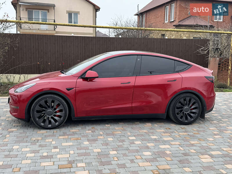 Позашляховик / Кросовер Tesla Model Y 2022 в Одесі фото 6 Позашляховик / Кросовер Tesla Model Y 2022 в Одесі