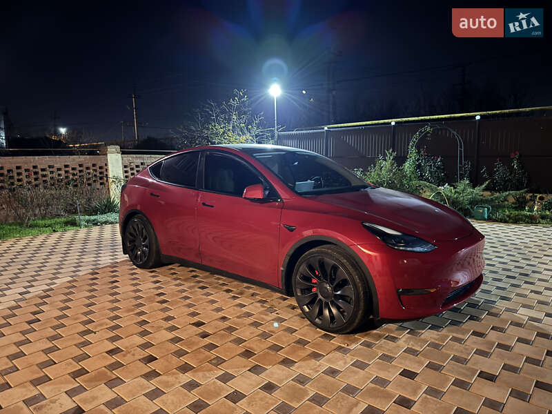 Позашляховик / Кросовер Tesla Model Y 2022 в Одесі фото 18 Позашляховик / Кросовер Tesla Model Y 2022 в Одесі